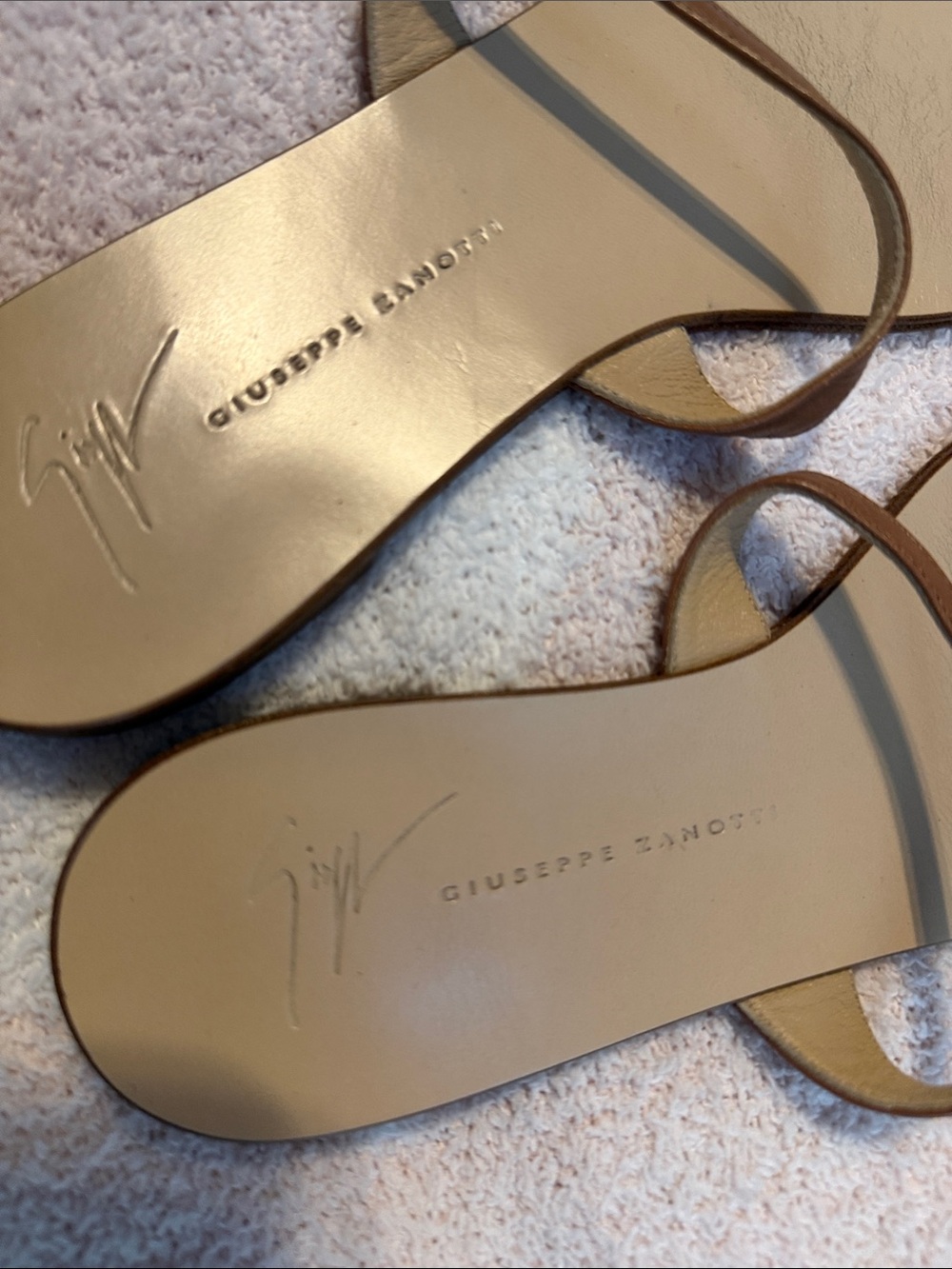 Giuseppe Zanotti Toe Sandals-read description MISMATCHED SIZES - Picture 3 of 4